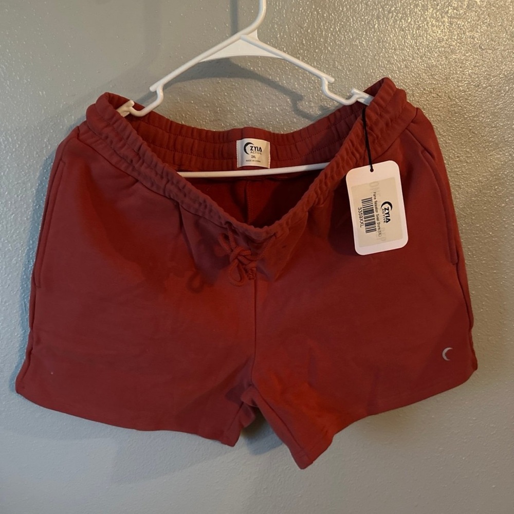 ZYIA Shorts